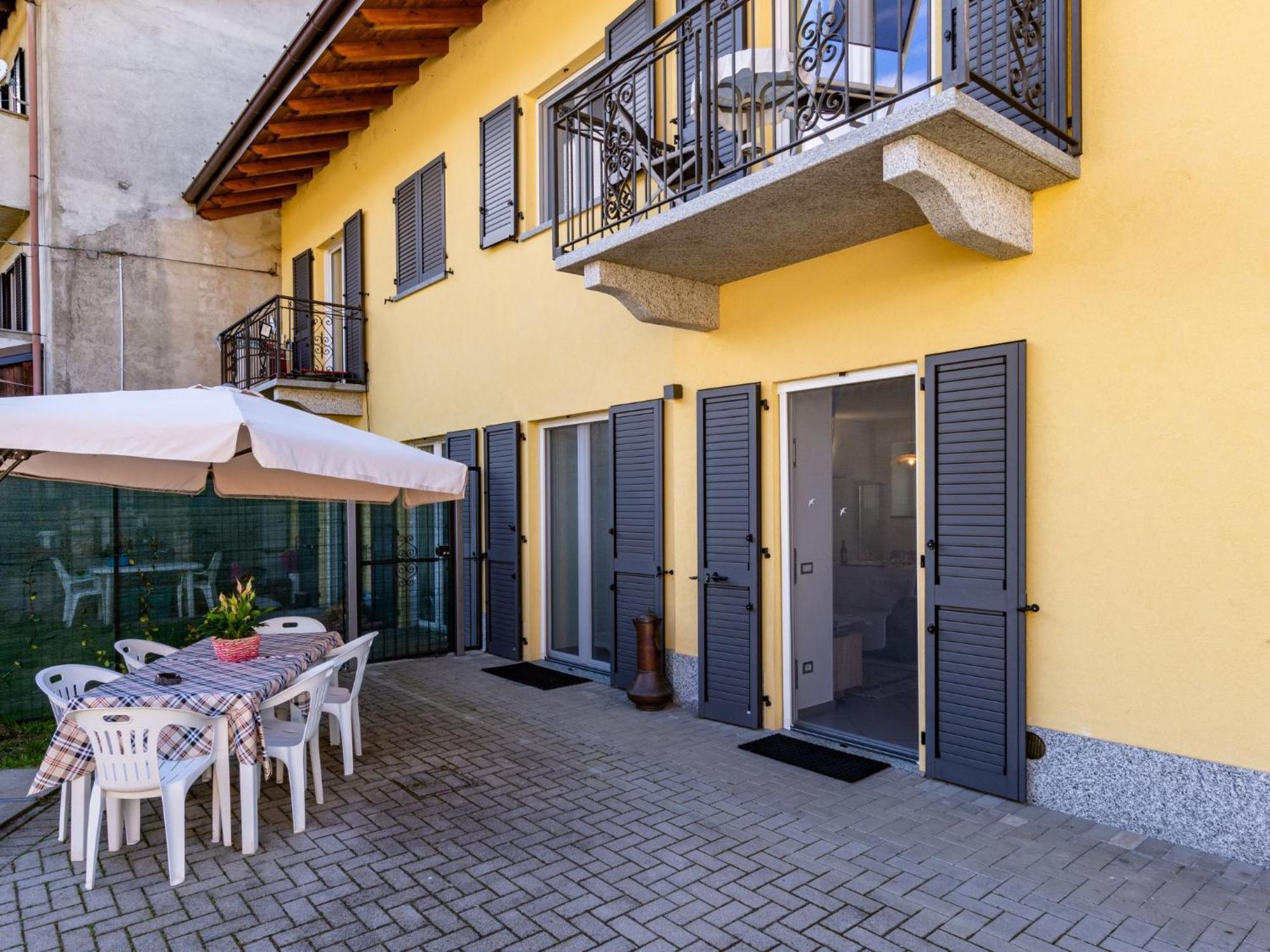 Brissago-Valtravaglia Holiday Home Carmen By Interhome מראה חיצוני תמונה