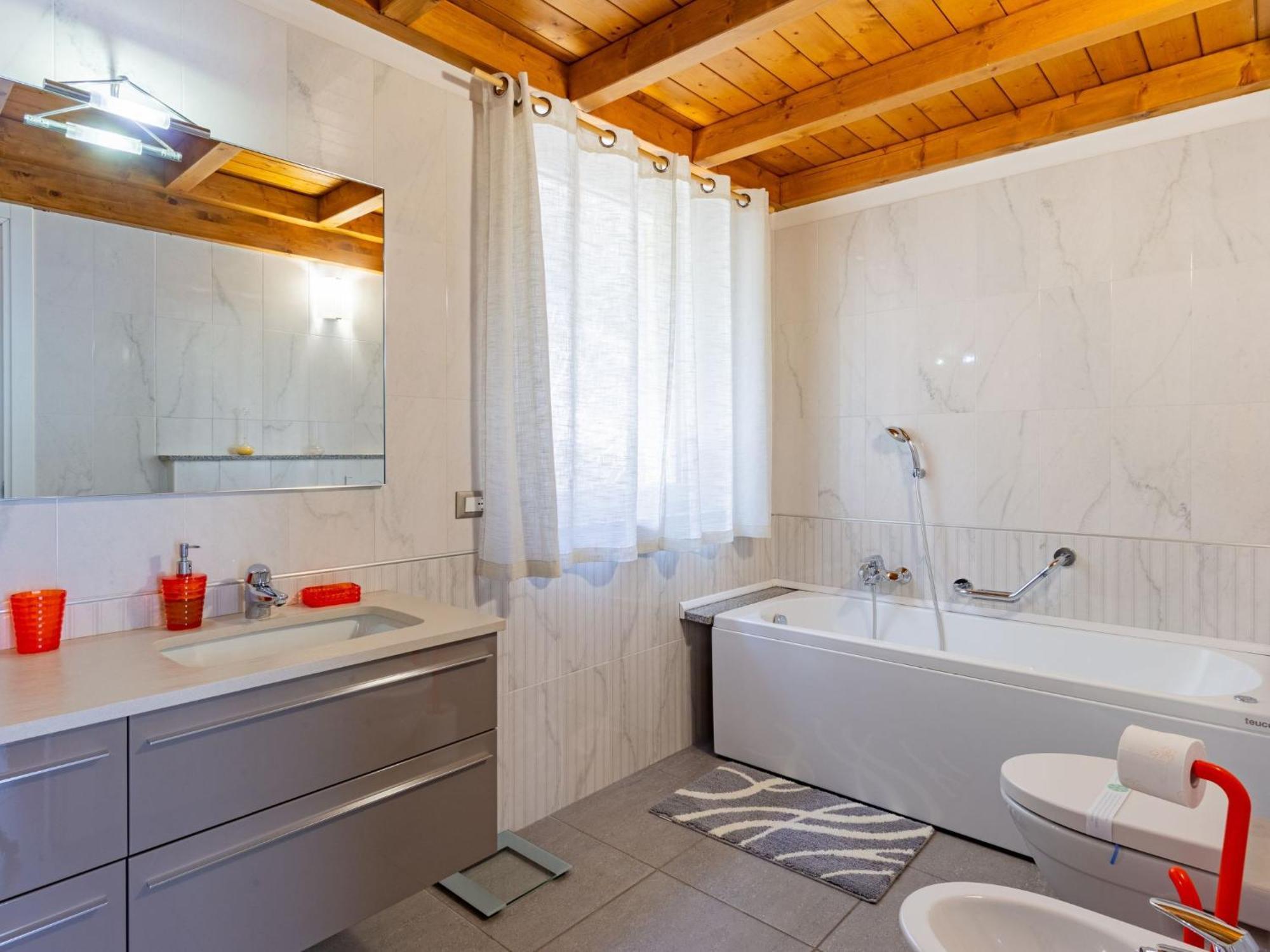 Brissago-Valtravaglia Holiday Home Carmen By Interhome מראה חיצוני תמונה