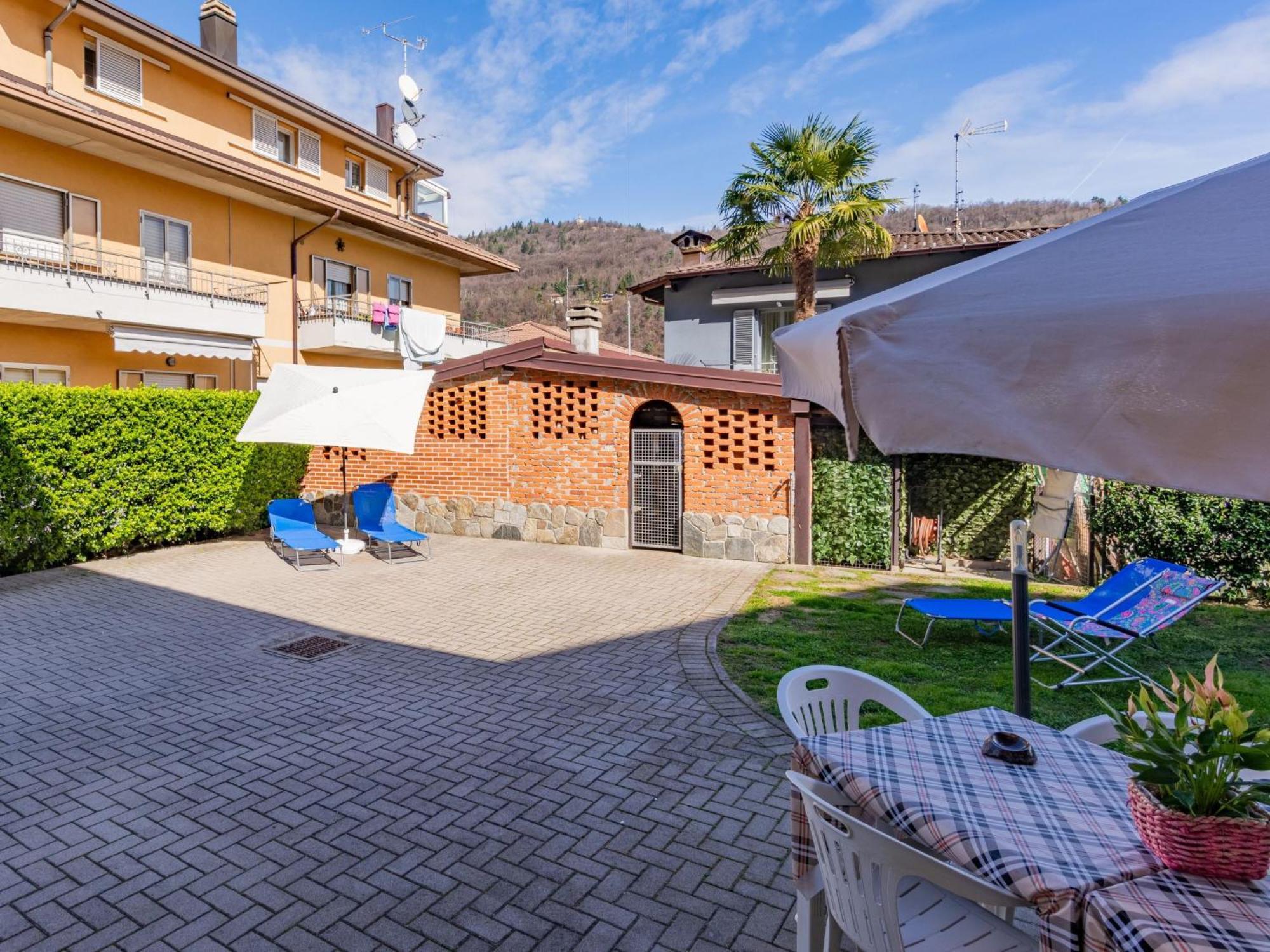 Brissago-Valtravaglia Holiday Home Carmen By Interhome מראה חיצוני תמונה